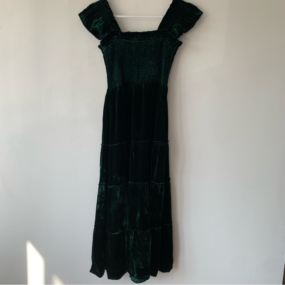Hill House Ellie Nap Velvet Smocked Tiered Midi Maxi Dress Holiday Emerald Green - Picture 11 of 12